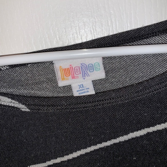 Lularoe - Picture 2 of 2